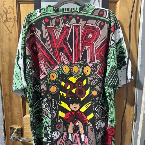 Akira 28 back