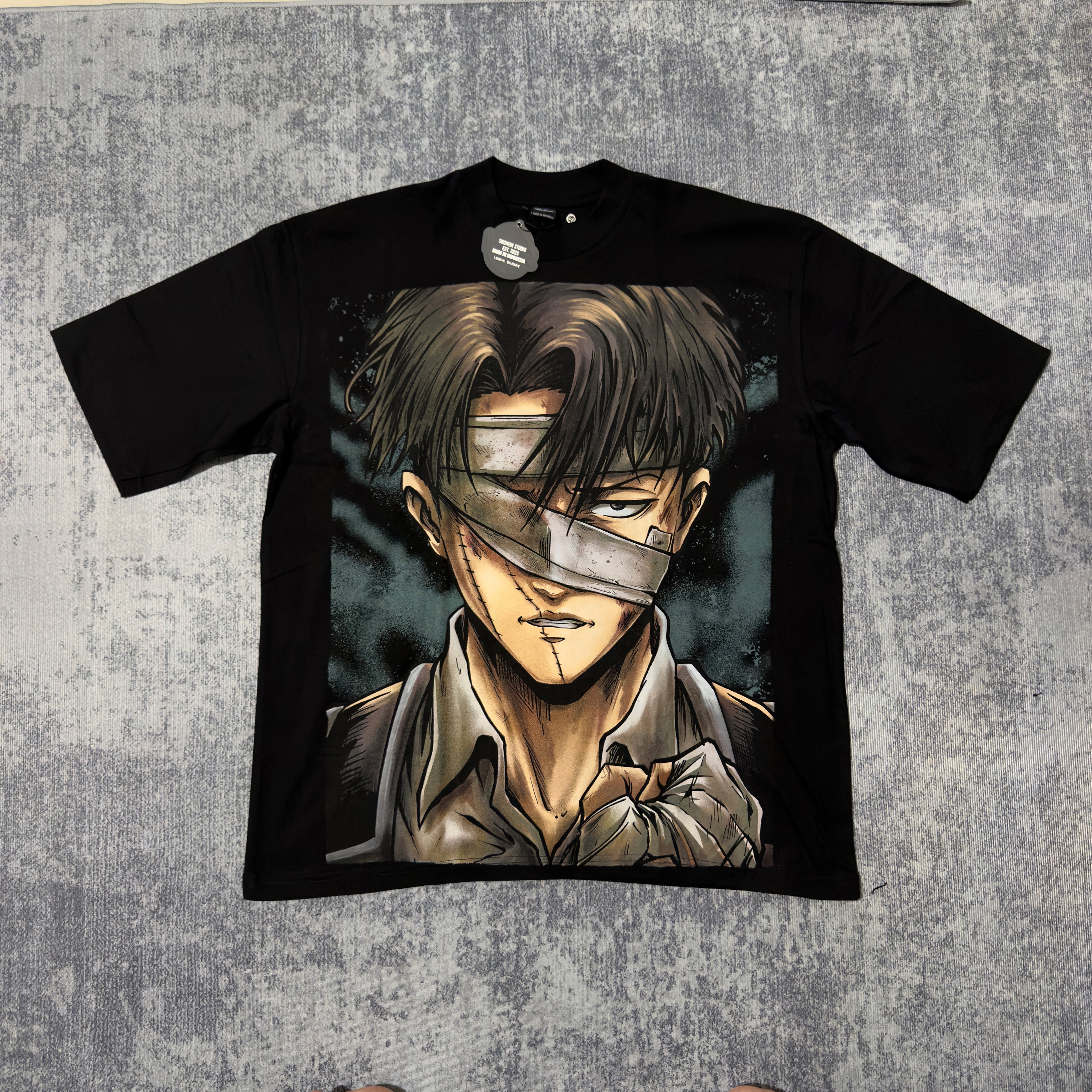 Attack on Titan - Levi Bandages T-Shirt - XL