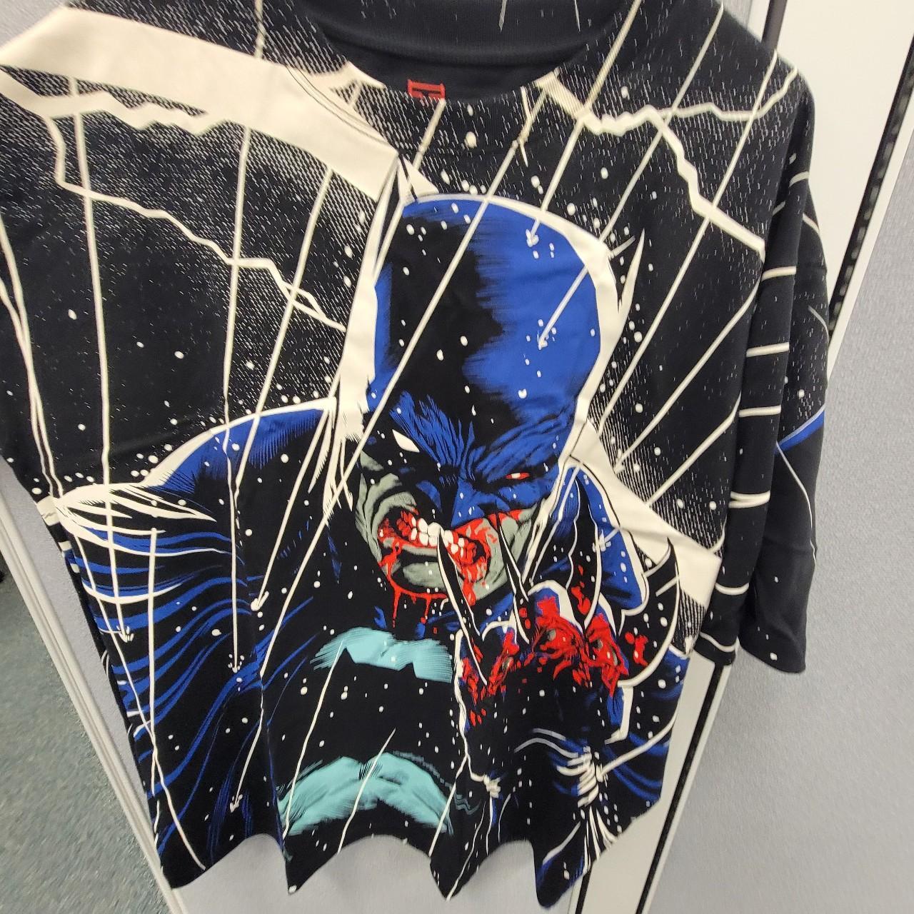 Batman Bat Knuckles Rain front