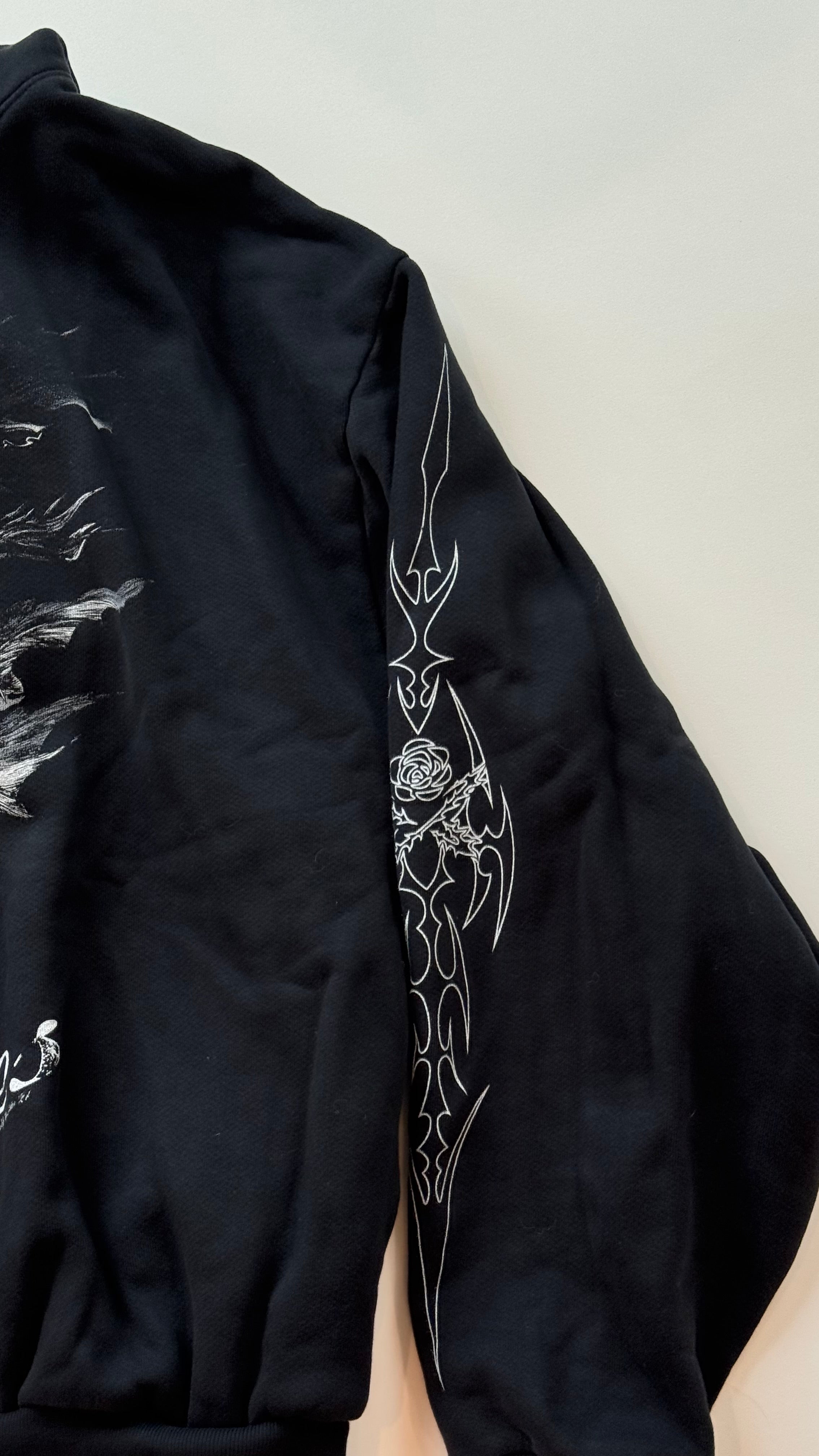 Deftones Plush Hoodie - L