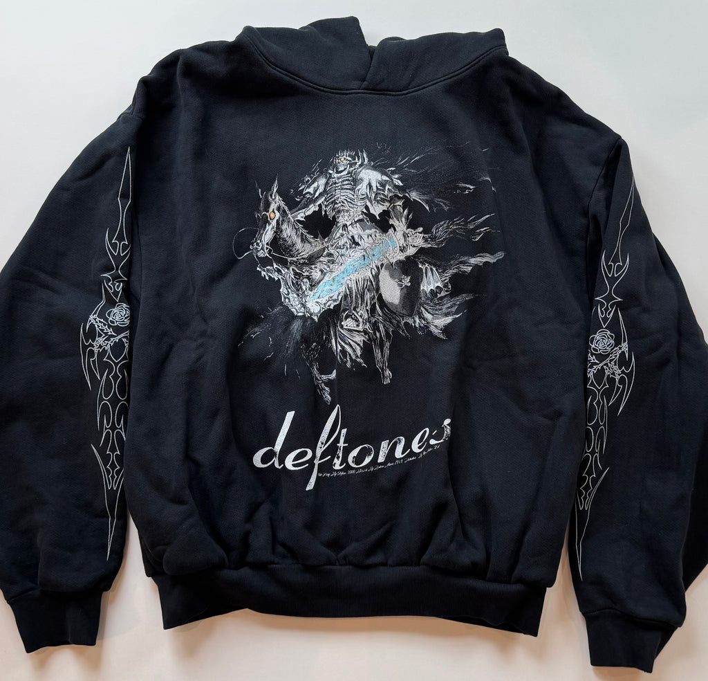 Deftones Plush Hoodie - L