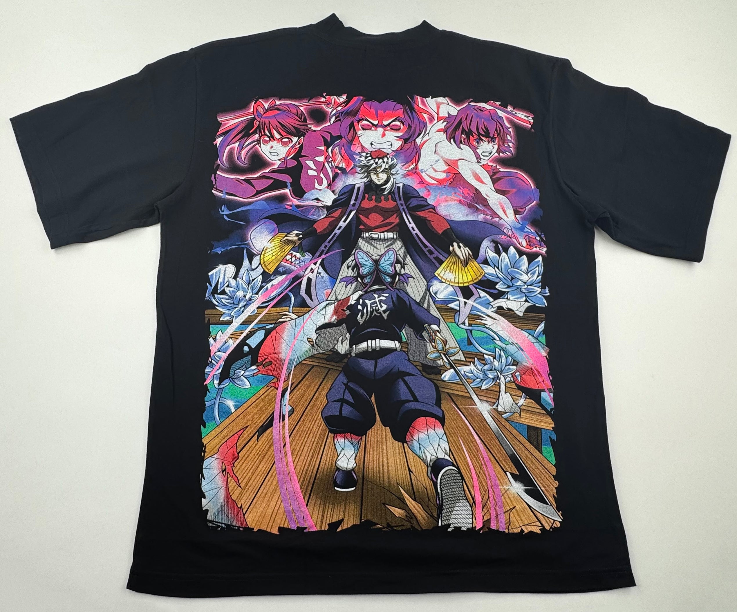 Demon Slayer - Shinobu Kocho Butterflies T-Shirt - L