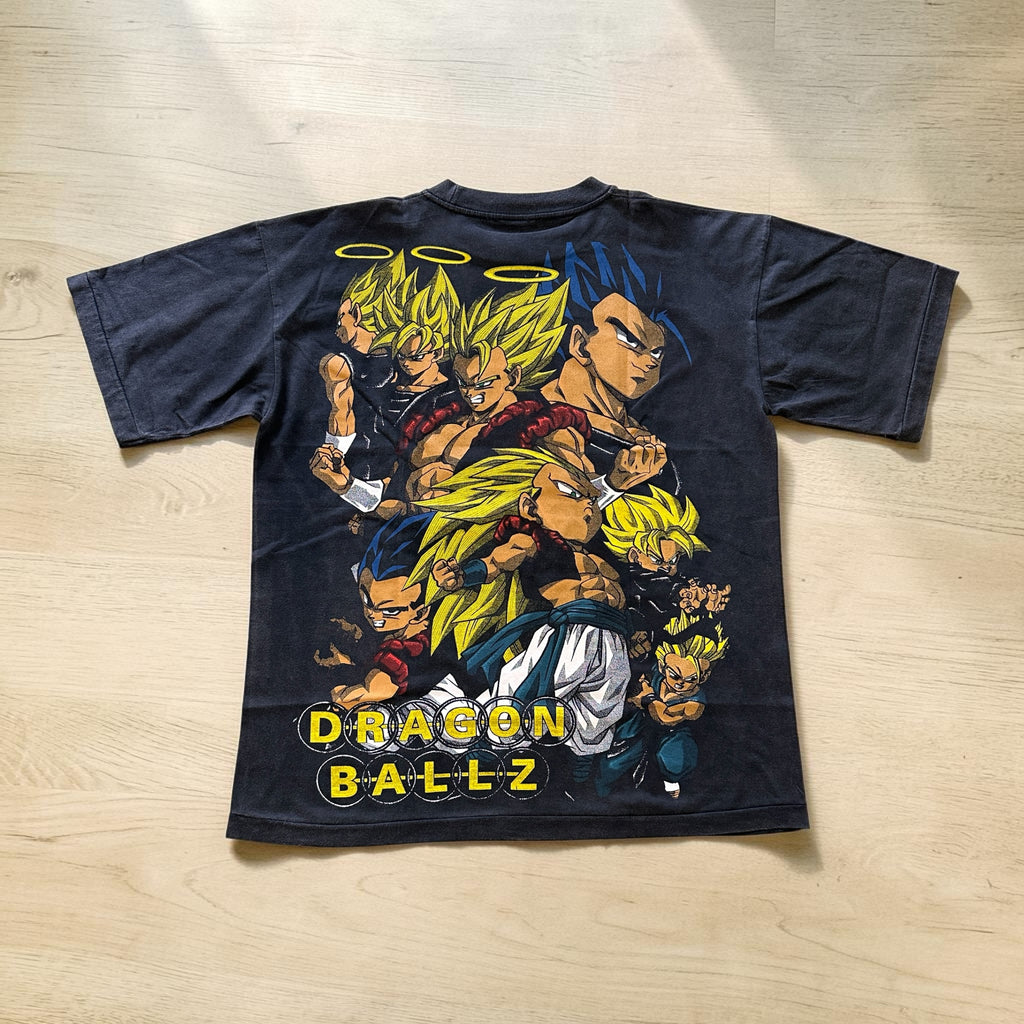 Dragon Ball - Goku Super Saiyan faded back