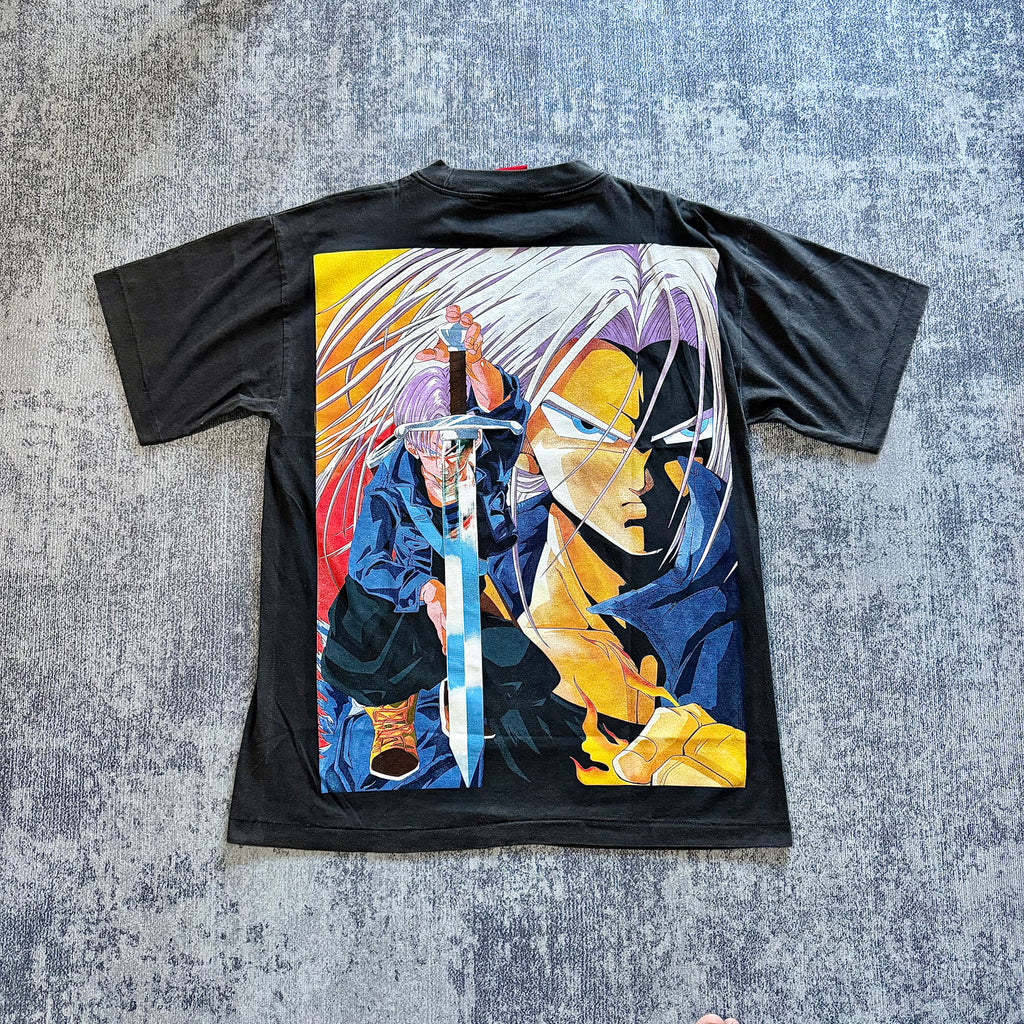 Dragon_Ball_-_Trunks_faded_back