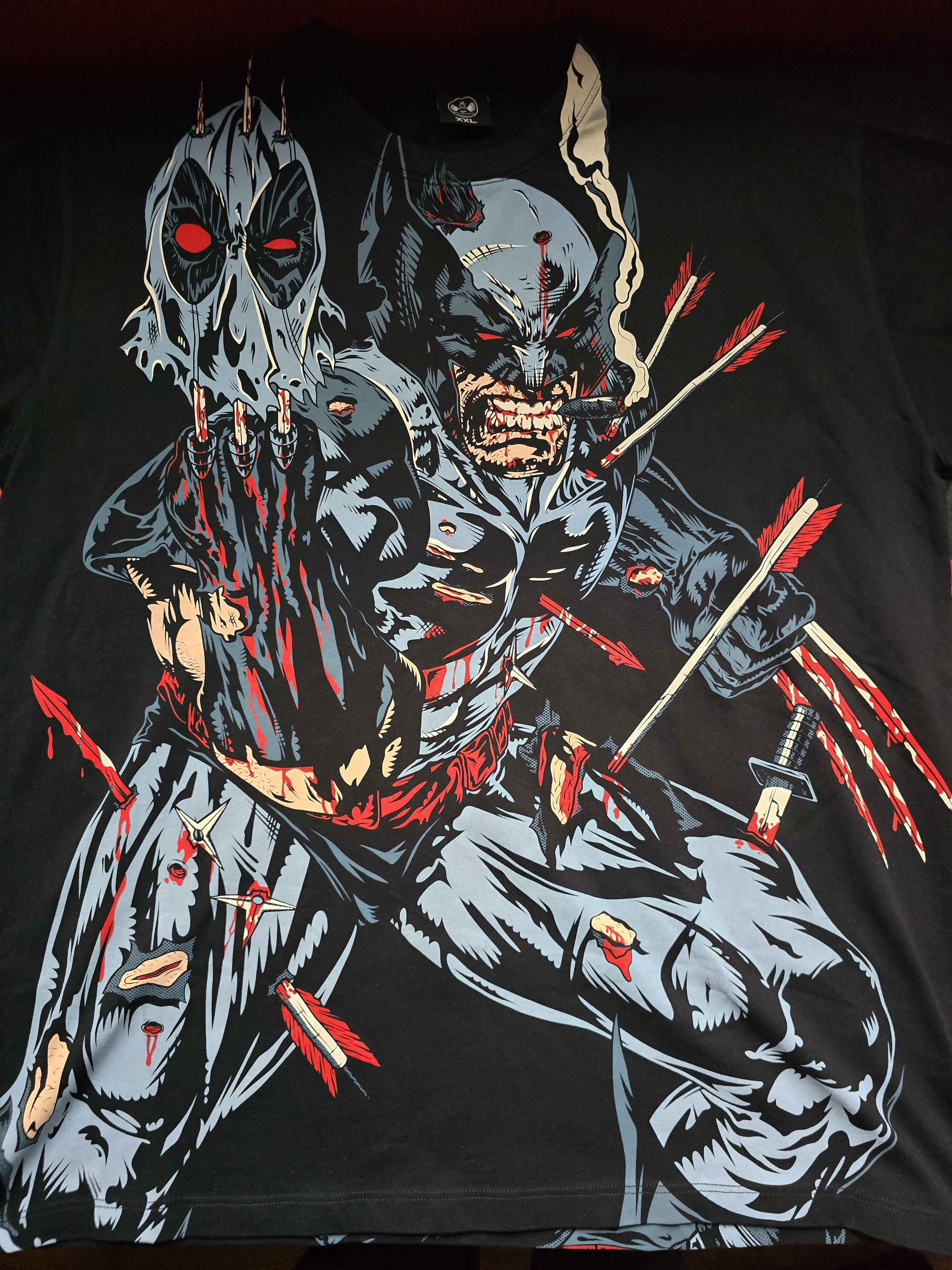 Gray Wolverine vs Deadpool  front