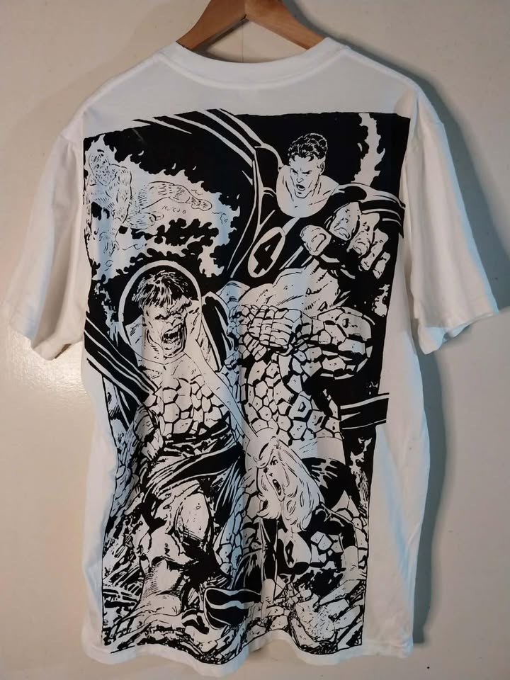 Hulk vs Fantastic Four back