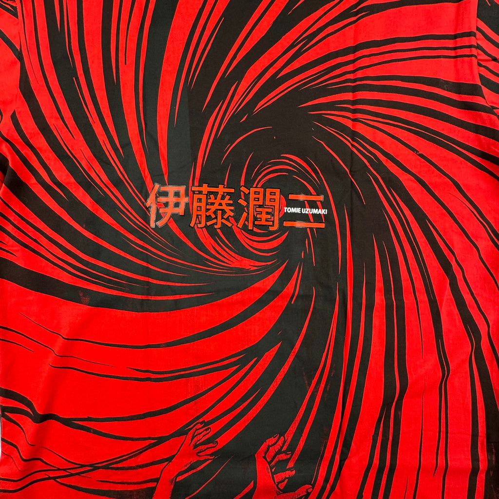 Junji Ito Uzumaki - Tomie red and black AOP - XL Back Zoom