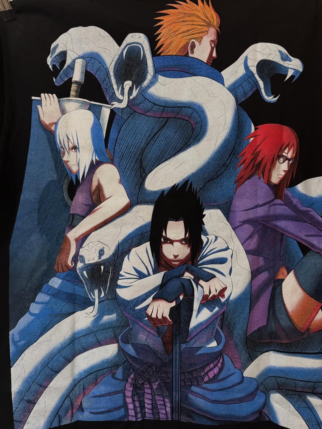 Sasuke Snakes back zoom