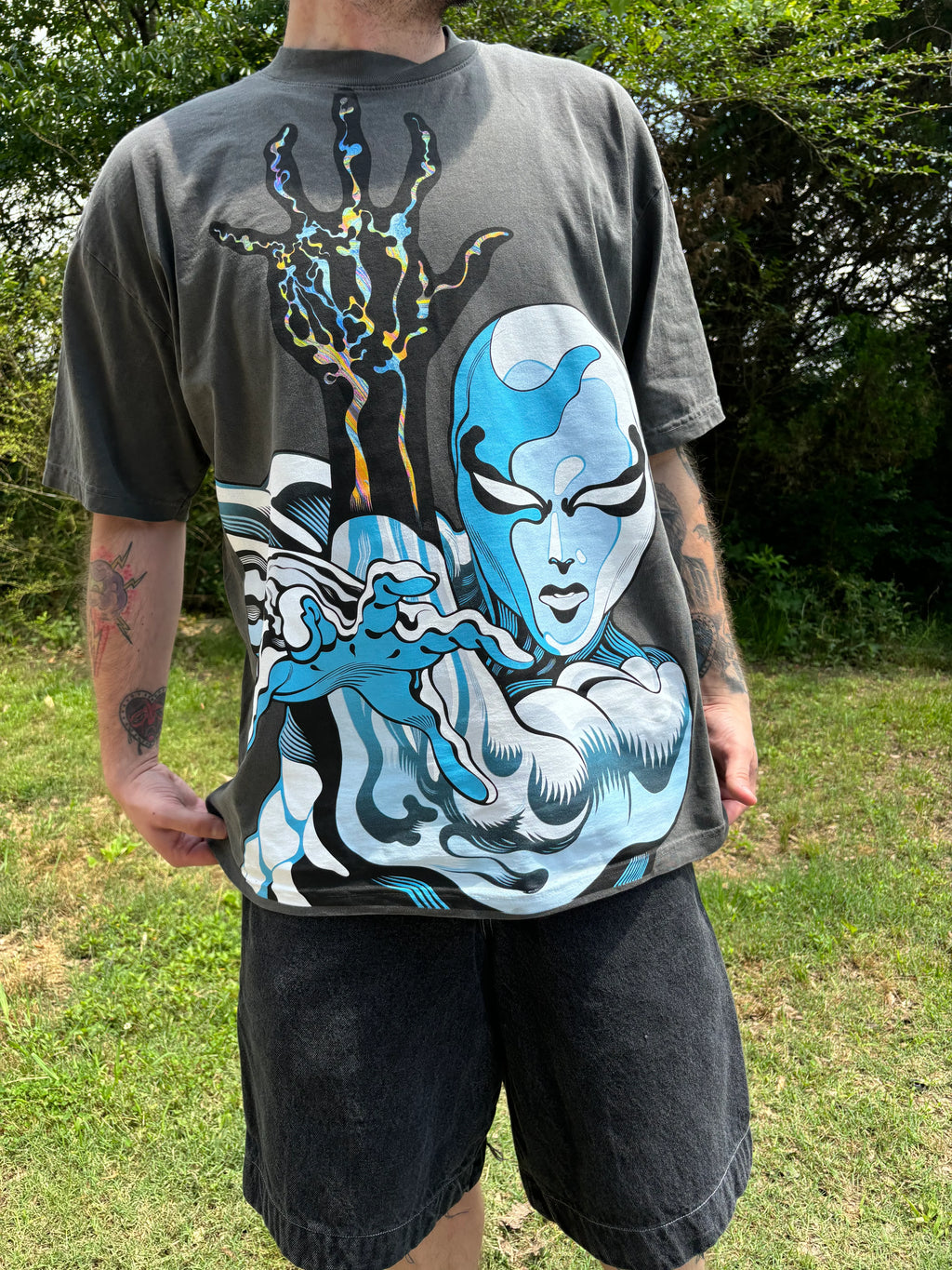 Silver Surfer Arm - Faded Black T-Shirt 2XL front 2