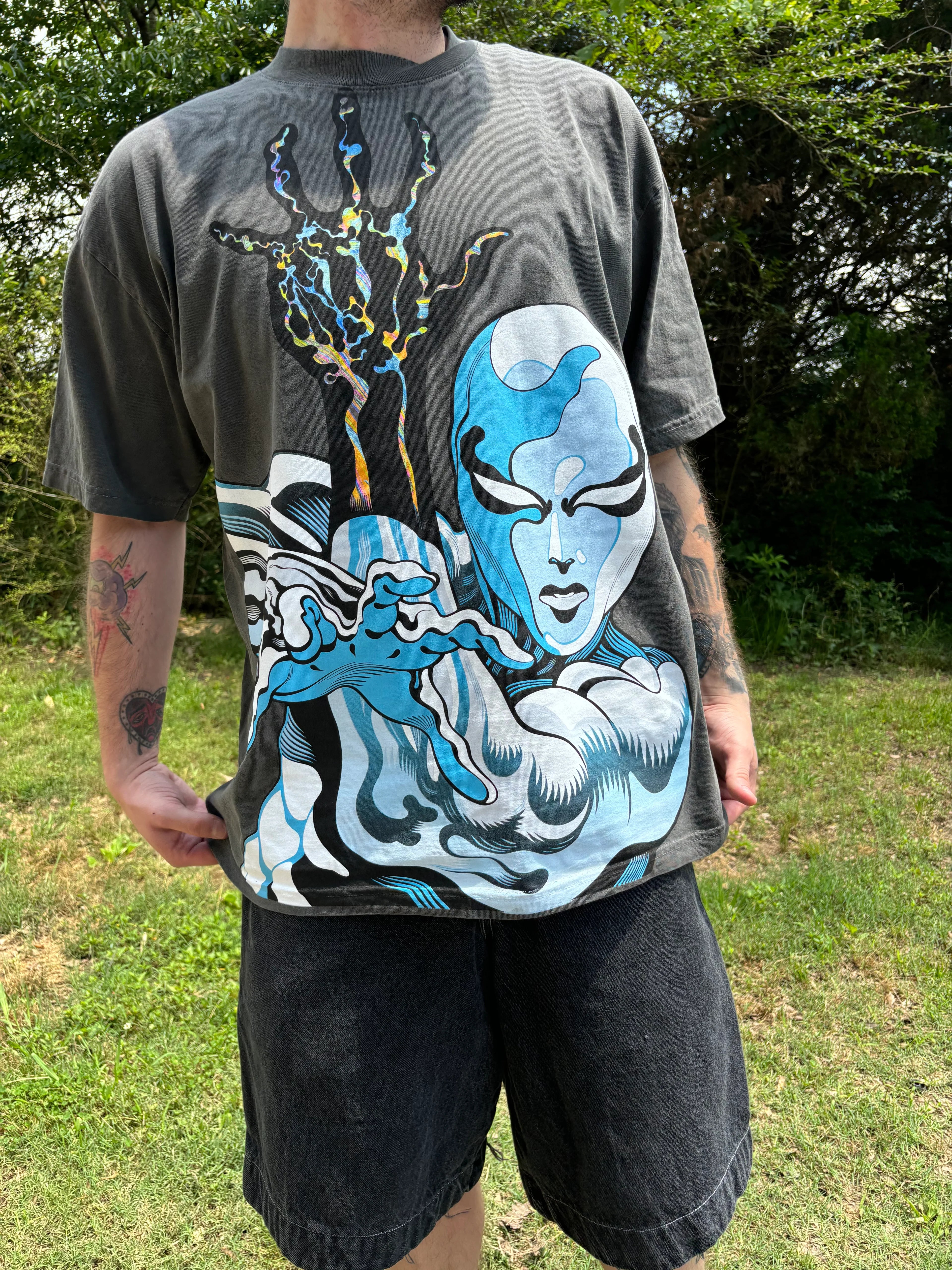 Silver Surfer Arm - Faded Black T-Shirt 2XL front 2