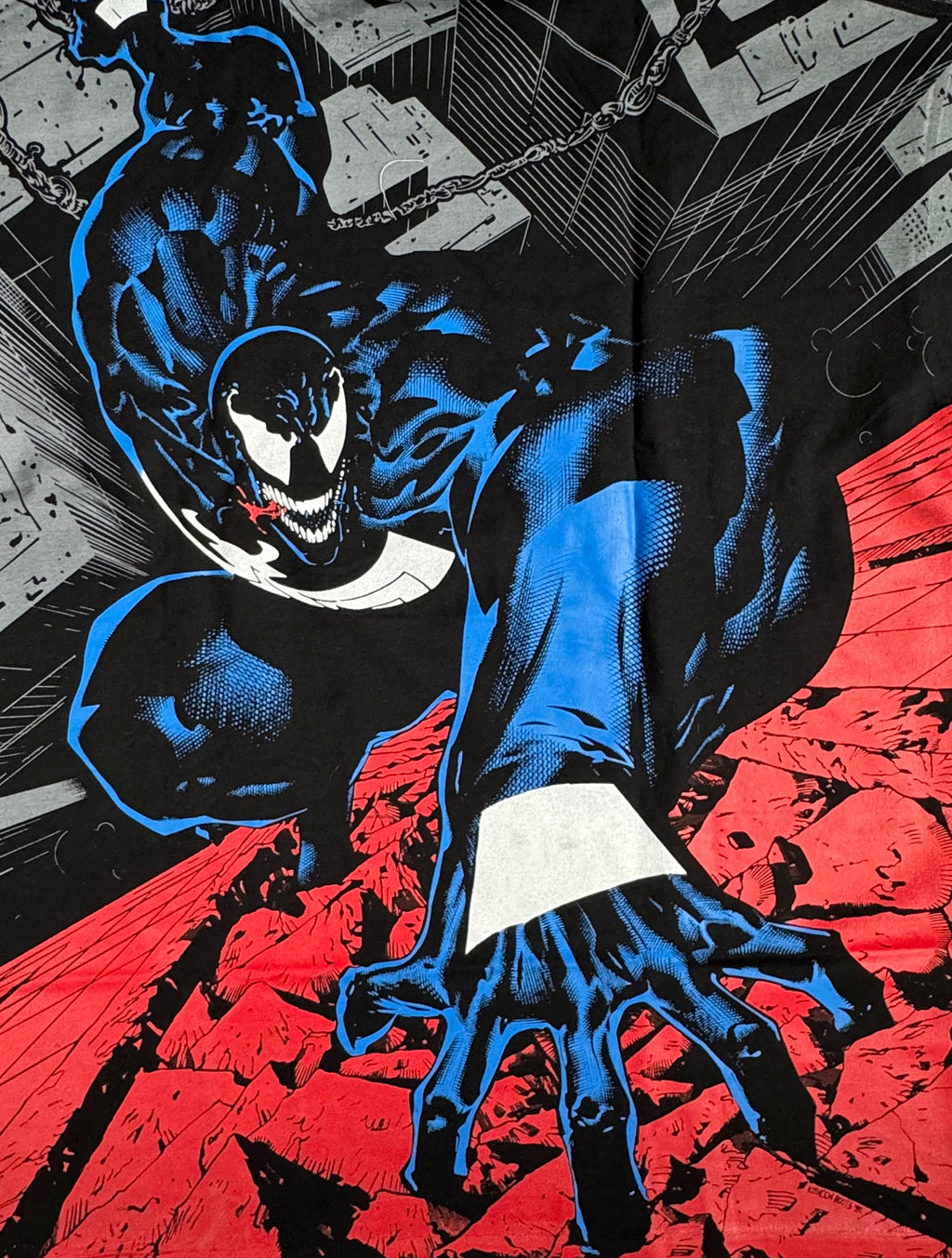 Venom Web City T-Shirt - XL
