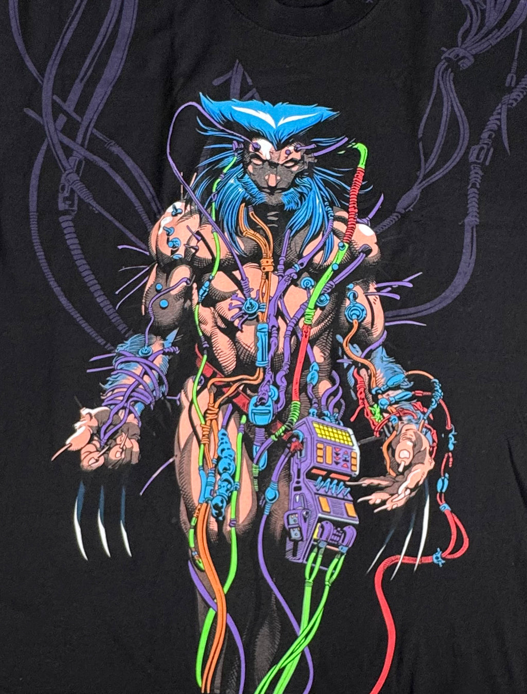 Weapon X - Wolverine Floating T-Shirt - XL