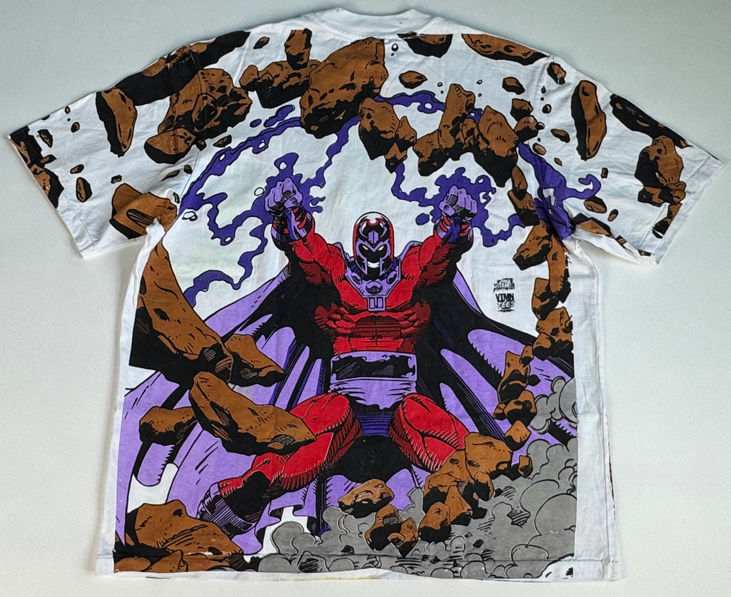 X-Men Group / Magneto Rocks T-Shirt - XL